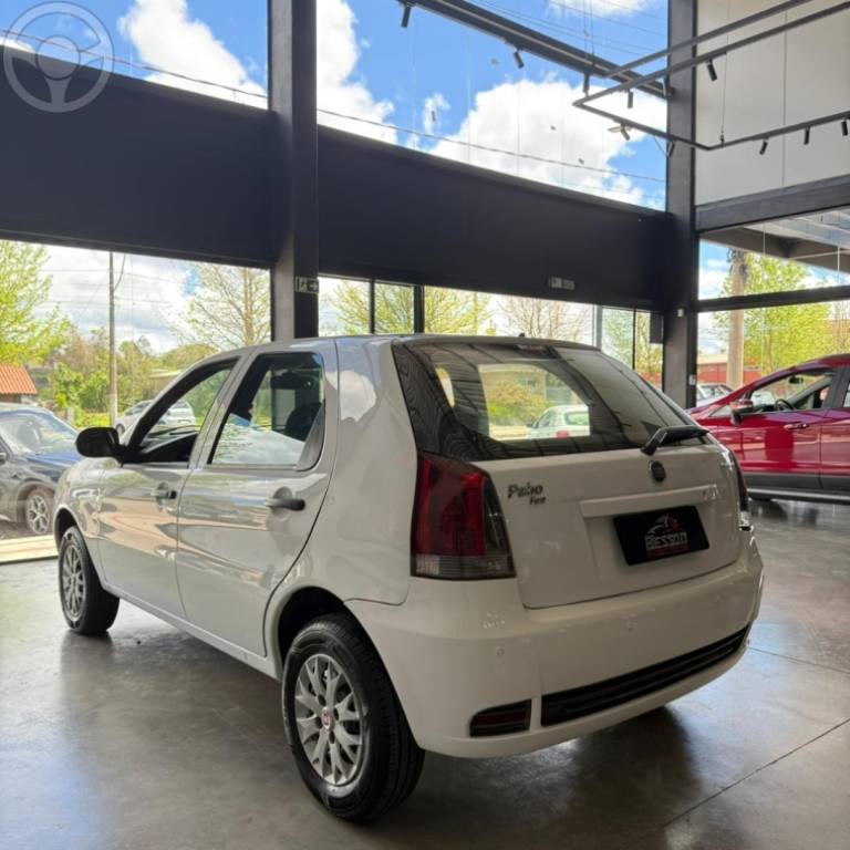 FIAT - PALIO 1.0 MPI FIRE ECONOMY 8V FLEX 4P MANUAL - 2012/2013 - BRANCA - R$ 33.900,00