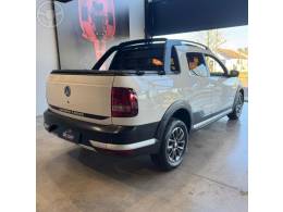 VOLKSWAGEN - SAVEIRO 1.6 CROSS CD 16V FLEX 2P MANUAL - 2017/2018 - BRANCA - R$ 86.900,00
