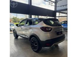 RENAULT - CAPTUR 1.6 16V FLEX ZEN AUTOMÁTICO - 2017/2018 - PRATA - R$ 79.900,00