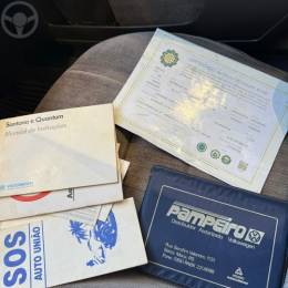 VOLKSWAGEN - SANTANA 2.0 GLS 8V 2P MANUAL - 1988/1989 - MARROM - R$ 35.900,00